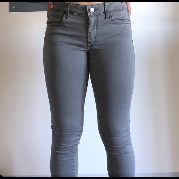 American Eagle army green stretch jeans!! - Picture 3 of 4